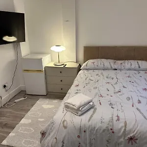  Apartment Pureways